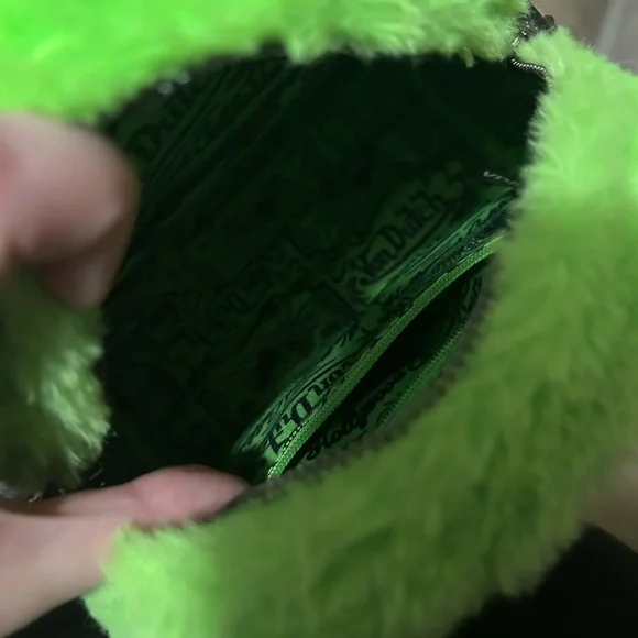 Von Dutch Bright Green Faux Fur Mini Bowler Bag - Picture 5 of 6